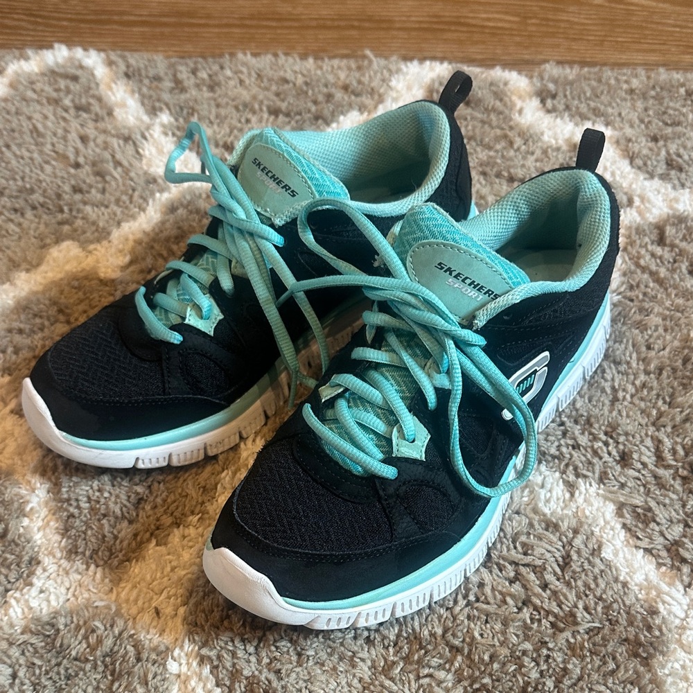 Skechers Women's Black and Aqua Sneakers